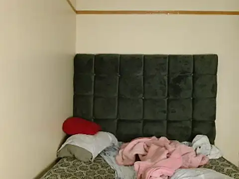 Kimberllie s online show from February 6, 2025, 7:56 am