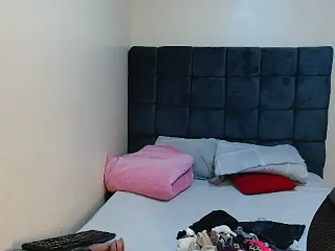 Kimberllie s online show from February 21, 2025, 1:55 pm