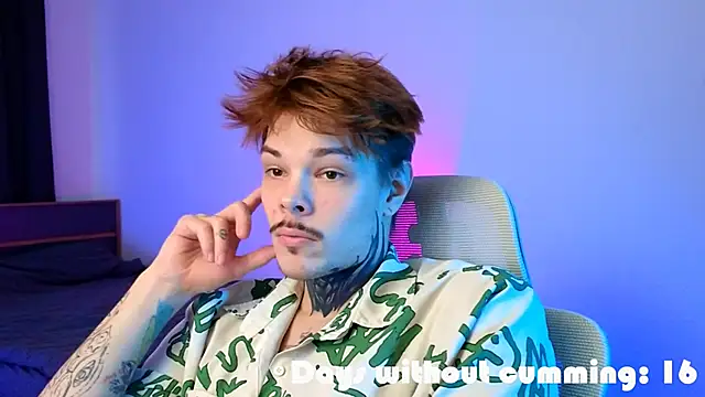 DENIS HERE online show from April 2, 2026, 11:17 am