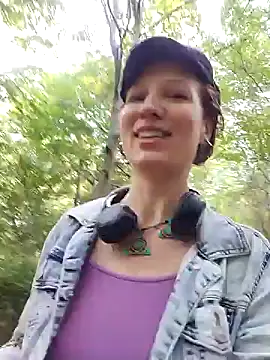 Exhibitionsplit online show from September 28, 2025, 11:06 am