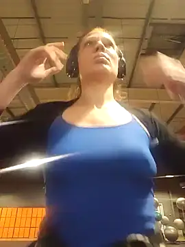 Exhibitionsplit online show from February 27, 2025, 9:36 pm