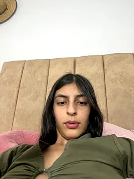 cristel 17 online show from November 7, 2025, 10:35 pm