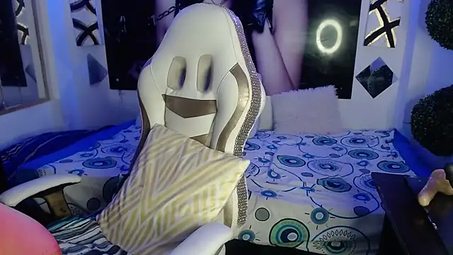 perlasharick 3 online show from February 26, 2026, 1:22 pm