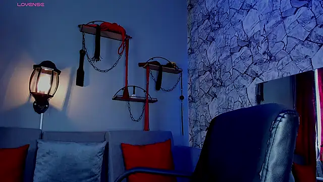 irregular fetish  online show from March 5, 2025, 7:38 pm