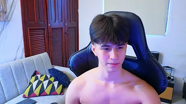 Snapshot of carl_dixon chatting on December 4, 2025, 9:14 pm carl dixon online show from December 4, 2025, 9:14 pm