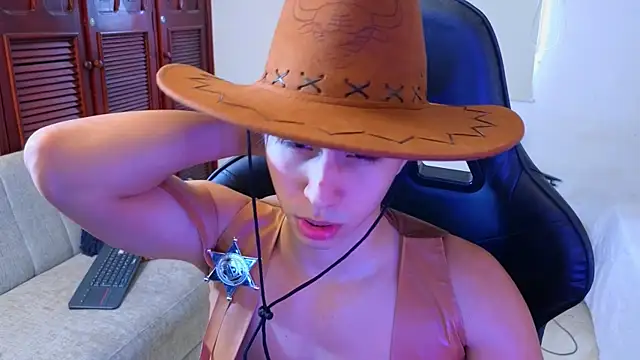 Snapshot of carl_dixon chatting on October 31, 2025, 4:58 pm carl dixon online show from October 31, 2025, 4:58 pm