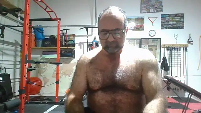 chainjulious online show from April 16, 2026, 12:39 pm