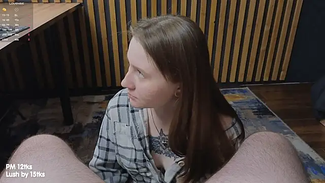 Snapshot of alicepugh chatting on October 5, 2025, 7:04 pm alicepugh online show from October 5, 2025, 7:04 pm