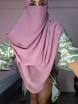 Snapshot of amiraferraz chatting on November 2, 2025, 4:12 pm amiraferraz online show from November 2, 2025, 4:12 pm