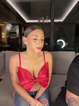 Snapshot of SexOnMyLvL chatting on December 19, 2025, 9:06 pm SexOnMyLvL online show from December 19, 2025, 9:06 pm