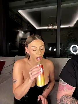 Snapshot of SexOnMyLvL chatting on December 21, 2025, 9:04 pm SexOnMyLvL online show from December 21, 2025, 9:04 pm