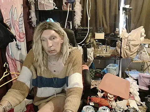 Ombeline1 online show from November 15, 2025, 2:21 pm