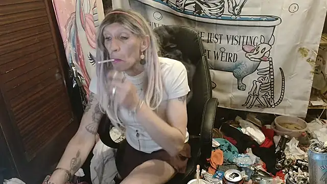 Ombeline1 online show from March 30, 2026, 6:42 pm