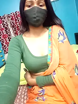 Snapshot of Triha_18 chatting on October 31, 2025, 5:31 pm Triha 18 online show from October 31, 2025, 5:31 pm