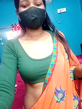 Snapshot of Triha_18 chatting on October 25, 2025, 6:34 am Triha 18 online show from October 25, 2025, 6:34 am