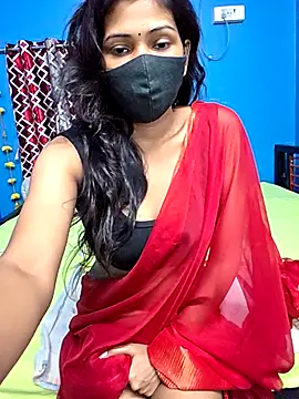 Snapshot of Triha_18 chatting on November 6, 2025, 6:01 pm Triha 18 online show from November 6, 2025, 6:01 pm