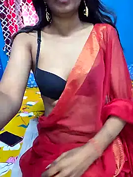 Snapshot of Triha_18 chatting on November 26, 2025, 6:13 am Triha 18 online show from November 26, 2025, 6:13 am