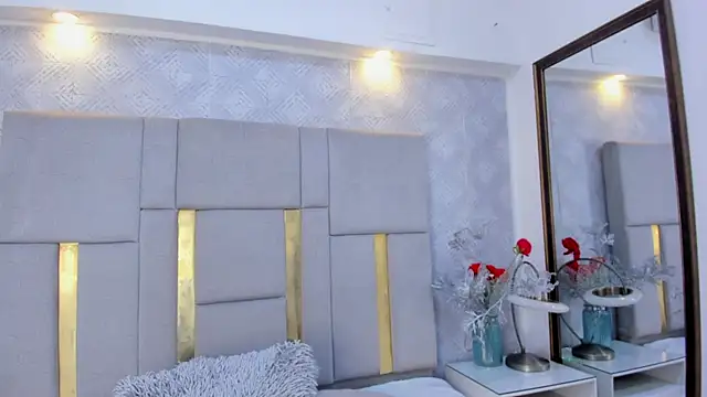 Camilaa Sanchez  online show from November 2, 2025, 5:40 pm