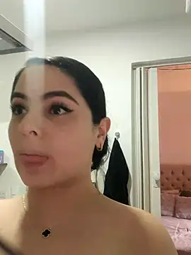 Snapshot of Lia_Hurley chatting on December 15, 2025, 8:03 pm Lia Hurley online show from December 15, 2025, 8:03 pm