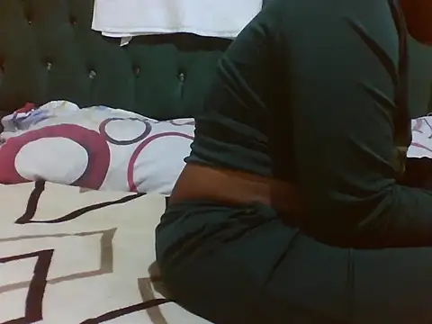 Sexy Riri online show from April 18, 2026, 10:10 pm