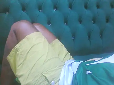 Snapshot of Sexy_Riri chatting on November 15, 2025, 8:13 pm Sexy Riri online show from November 15, 2025, 8:13 pm