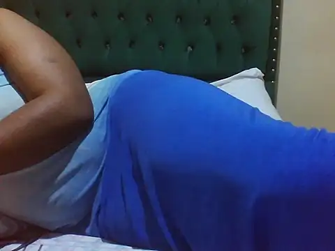 Sexy Riri online show from May 7, 2026, 2:27 am