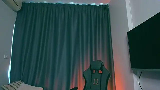 Snapshot of Samuel_Andrew chatting on March 19, 2025, 7:18 am Samuel Andrew online show from March 19, 2025, 7:18 am