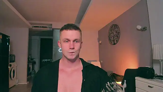 Snapshot of Samuel_Andrew chatting on September 26, 2025, 7:59 am Samuel Andrew online show from September 26, 2025, 7:59 am