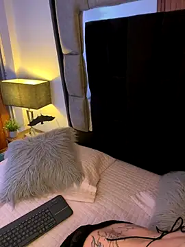 Snapshot of Bonnie_vega chatting on October 29, 2025, 8:19 pm Bonnie vega online show from October 29, 2025, 8:19 pm