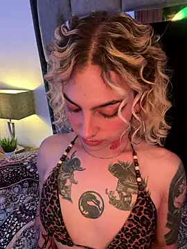 Snapshot of Bonnie_vega chatting on January 10, 2026, 8:37 pm Bonnie vega online show from January 10, 2026, 8:37 pm