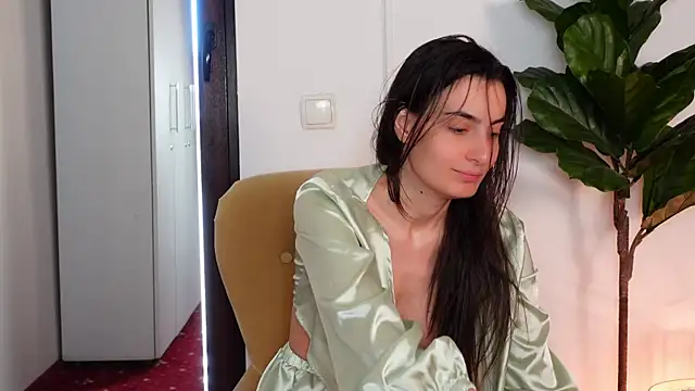 NinaCrystal1 online show from March 18, 2026, 8:50 am