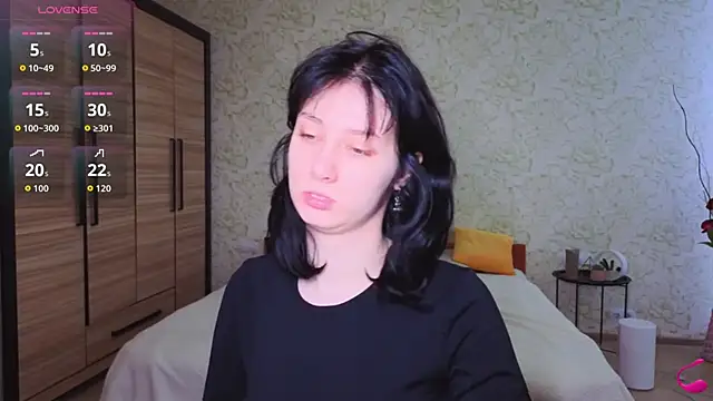 Snapshot of JulisSweet chatting on December 1, 2025, 8:26 am JulisSweet online show from December 1, 2025, 8:26 am