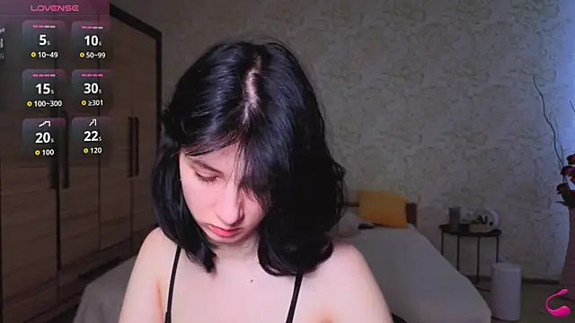 Snapshot of JulisSweet chatting on November 29, 2025, 8:25 am JulisSweet online show from November 29, 2025, 8:25 am