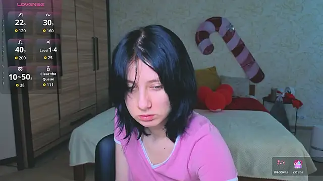 JulisSweet online show from February 7, 2026, 8:33 am