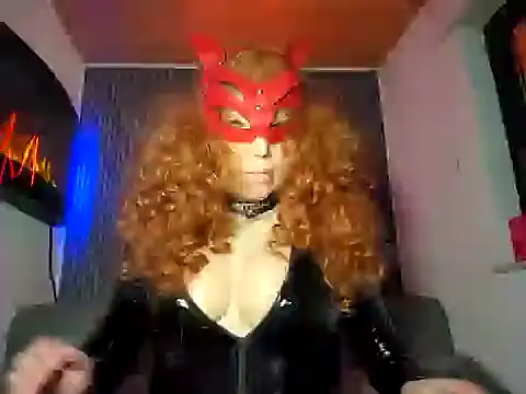 Red-Bitch-xyntia online show from January 16, 2026, 1:26 pm