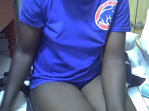 ebonyzoe online show from June 4, 2026, 9:19 pm