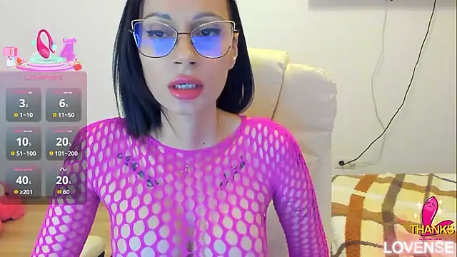 Snapshot of kissnicol32 chatting on January 9, 2026, 5:09 pm kissnicol32 online show from January 9, 2026, 5:09 pm