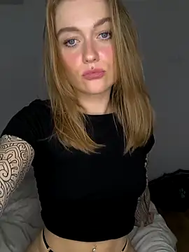 Goldloeckchen159 online show from April 22, 2026, 7:42 pm