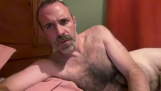 Snapshot of Brianjonest chatting on July 15, 2026, 9:33 pm Brianjonest online show from July 15, 2026, 9:33 pm