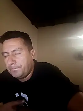 Snapshot of walwan85 chatting on October 6, 2025, 8:42 pm walwan85 online show from October 6, 2025, 8:42 pm