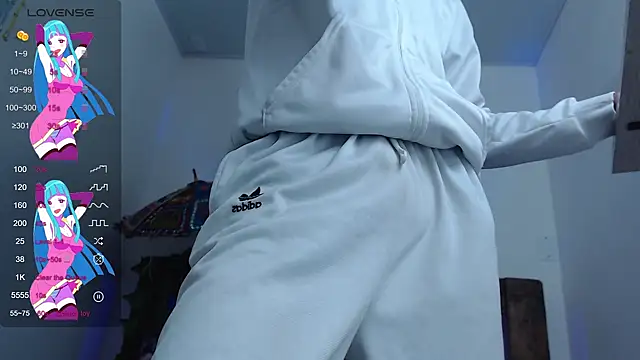 Snapshot of SARA_VAL3NTINA_ chatting on March 13, 2025, 5:07 pm SARA VAL3NTINA  online show from March 13, 2025, 5:07 pm