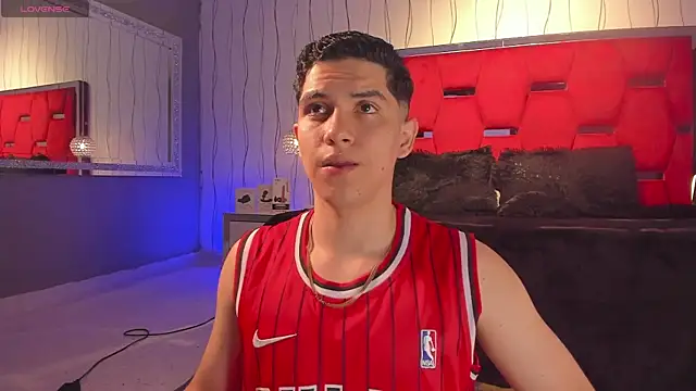 Brat  online show from December 14, 2025, 2:33 pm