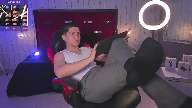 Brat  online show from January 7, 2026, 9:31 pm