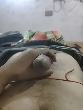 Snapshot of Veer555 chatting on February 2, 2026, 4:00 am Veer555 online show from February 2, 2026, 4:00 am