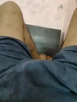 Snapshot of Veer555 chatting on February 14, 2025, 7:59 am Veer555 online show from February 14, 2025, 7:59 am