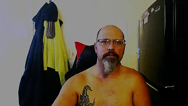 Snapshot of KrazyLegz chatting on December 1, 2024, 6:24 pm KrazyLegz online show from December 1, 2024, 6:24 pm