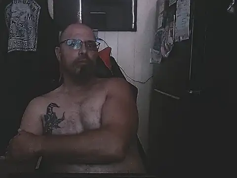 Snapshot of KrazyLegz chatting on September 13, 2025, 4:40 pm KrazyLegz online show from September 13, 2025, 4:40 pm