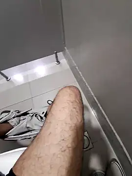 johny 69dxh online show from December 4, 2024, 11:57 am