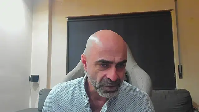 Snapshot of Bicopflirt chatting on February 25, 2026, 11:26 pm Bicopflirt online show from February 25, 2026, 11:26 pm