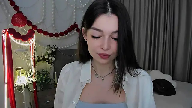 ContinentOfTranquility online show from April 2, 2026, 3:02 am